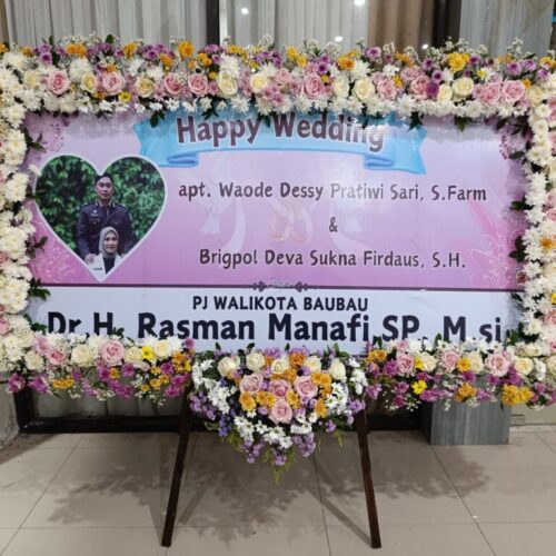 Karangan Bunga Pernikahan kotawaringintimur King Florist kotawaringintimur – Sentuhan Elegan untuk M
